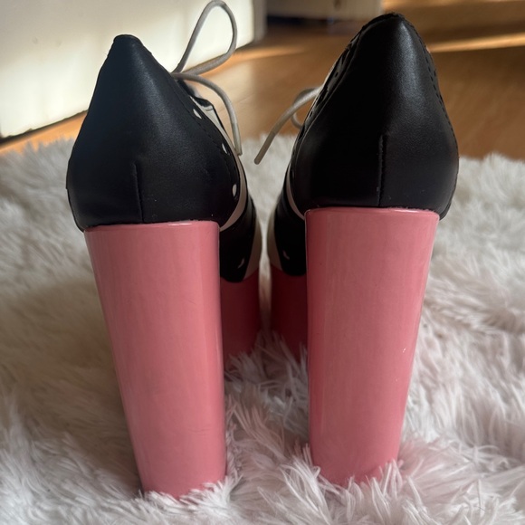Dolls Kill sugarbaby sugarthrillz Black and Pink heart Oxford Platform Shoes - Picture 6 of 6
